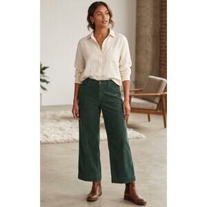 AG Adriano Goldschmied Saige Wide Leg Crop Corduroy Pants Size 31 EUC Green